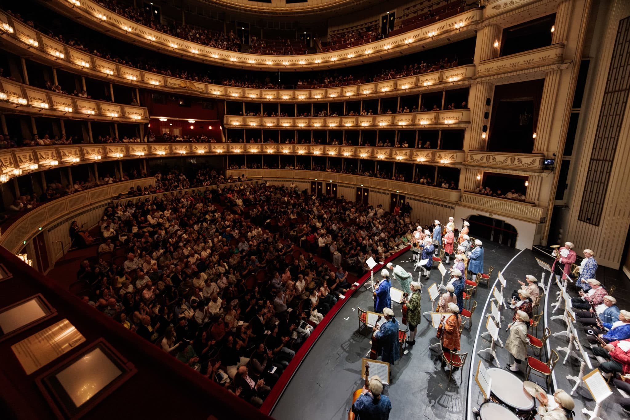 Das Wiener Mozart Orchester in der Wiener Staatsoper